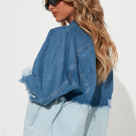 Fashion Nova Oversized Two-Tone Denim Jacket Size S - Picture 4 of 5